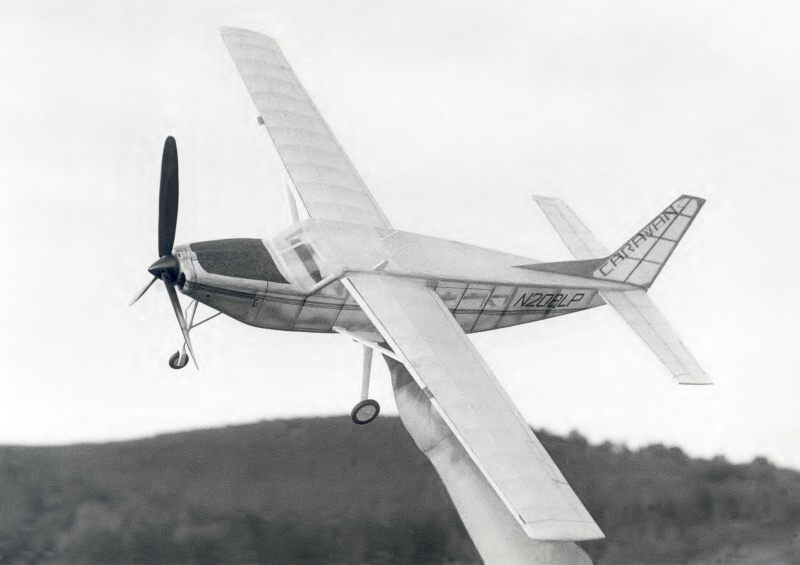  Cessna Caravan (building: Petr Mikulasek, photo: Felda)