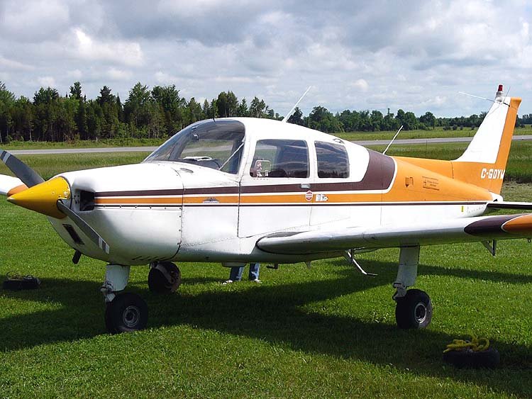 BeechcraftB19MusketeerC-GDYW.jpg