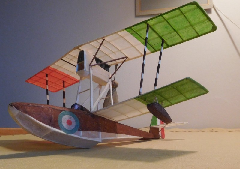 Nový Macchi M.7 z boku.JPG