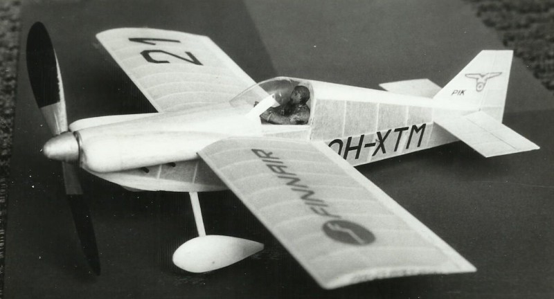 Můj PIK-21 M-oř  r. 1989.jpg