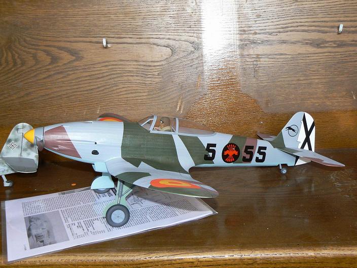 He 112 stavba Pavel Stráník.JPG