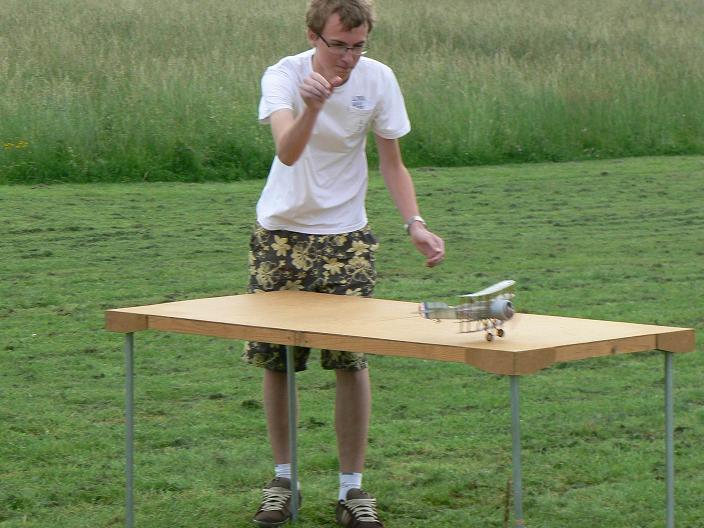 Vladimír Alfery startuje.JPG