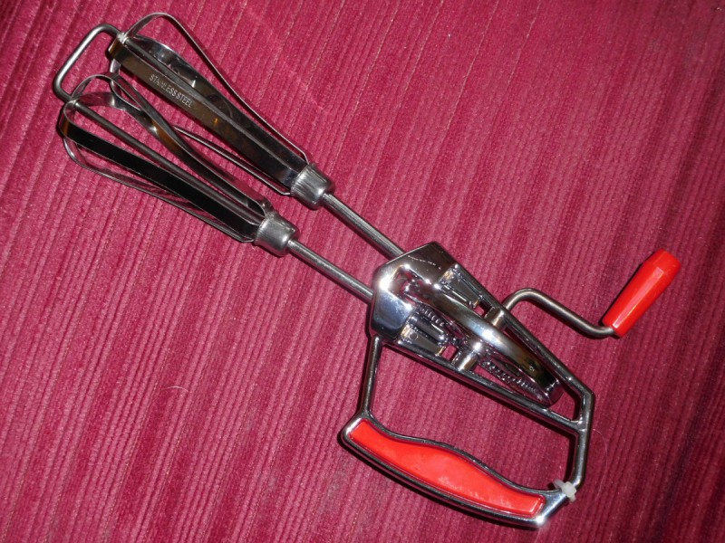 ruční šlehač 126.jpg