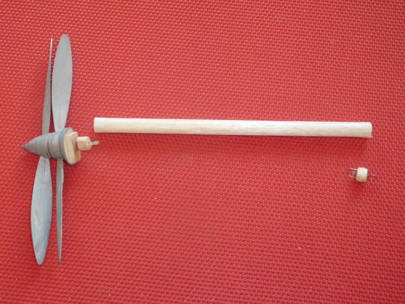 Trubka s hlavicemi a vrtulemi .JPG