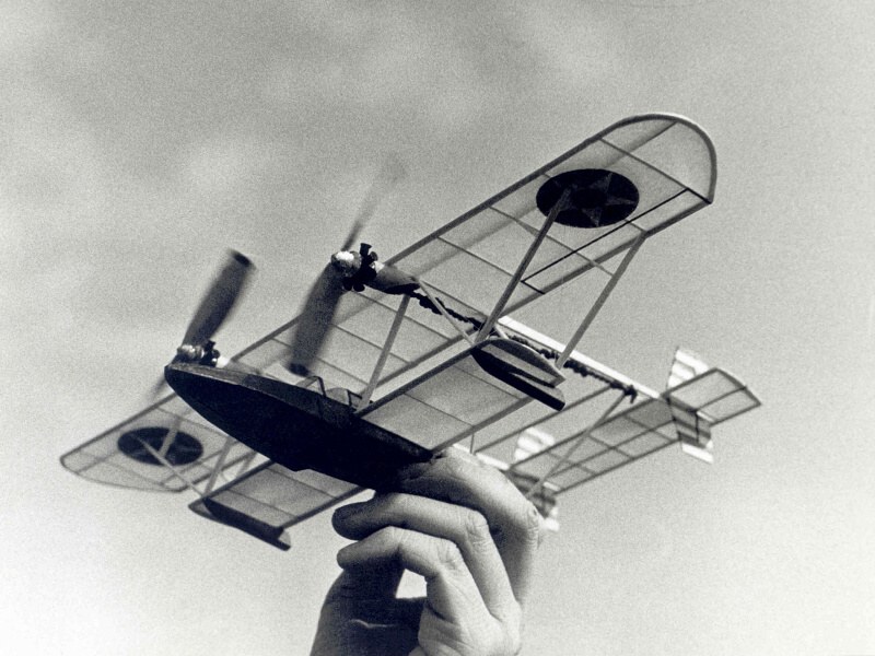  Sikorski (stavba: Koutný, foto: Koutný)