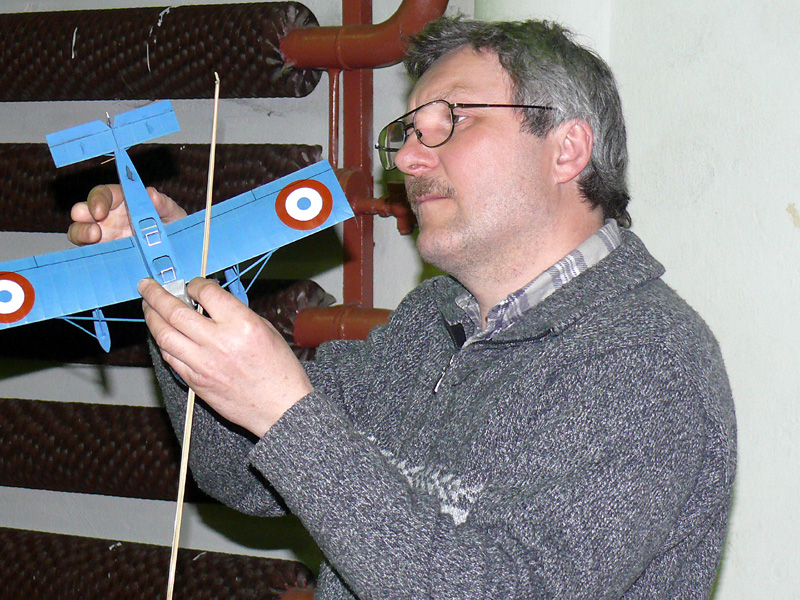 Besson MB-11, stavba: Pavel Formánek