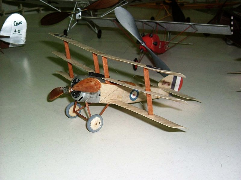 stavba: Robert Pajas