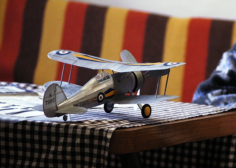 Gloster Gladiator, stavba: Z. Cinert