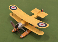 Dvouplošný plovákový oříšek Wight Baby Jirky Doležela