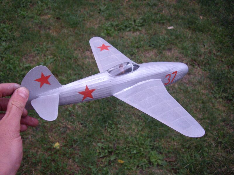 Jak 15 (Stavba a foto: Jan Straka)