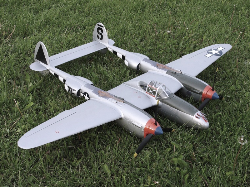 Lockheed P-38 Lightning (stavba: FSK, foto: Felda)