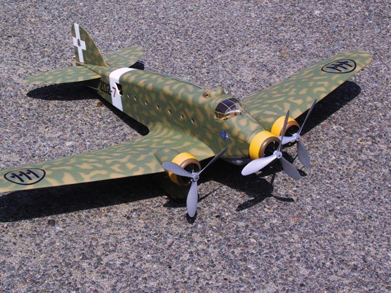 Savoia-Marchetti S.M.81 Pipistrello (stavba: Antonín Alfery, foto: Felda)