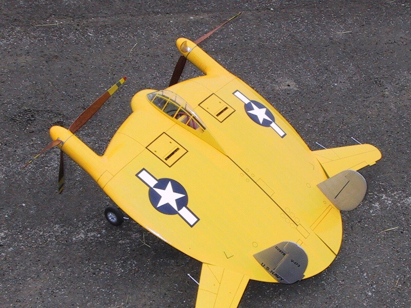 Vought V.173 (stavba: Antonín Alfery, foto: Felda)